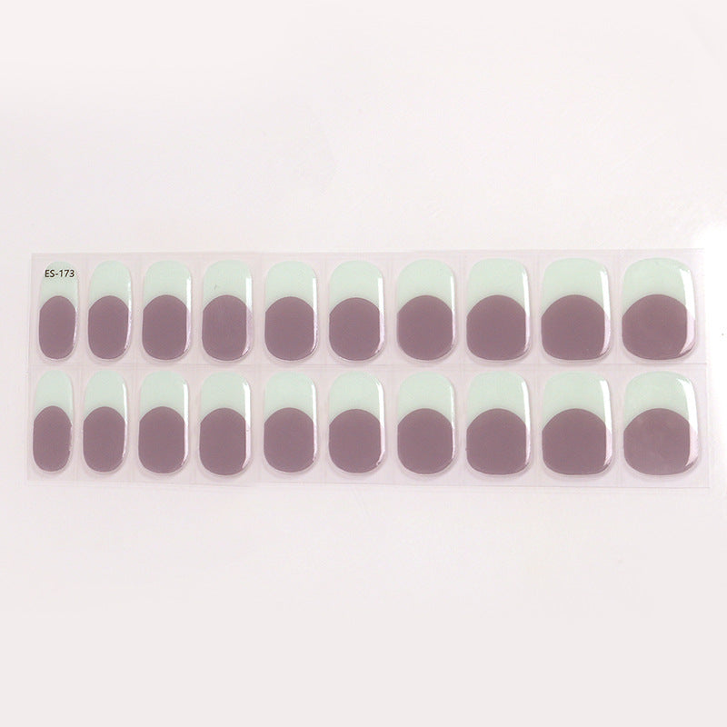 贴纸指的是美甲贴。